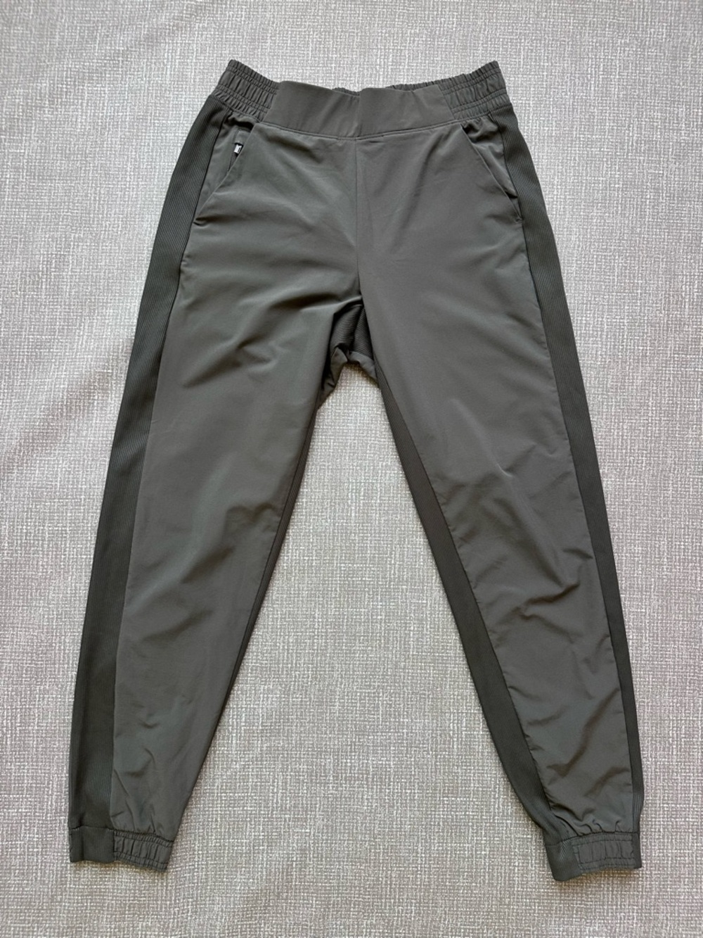 Athleta Brooklyn Jogger Pants Women’s Size 4 Olive Green Stretch Ankle
